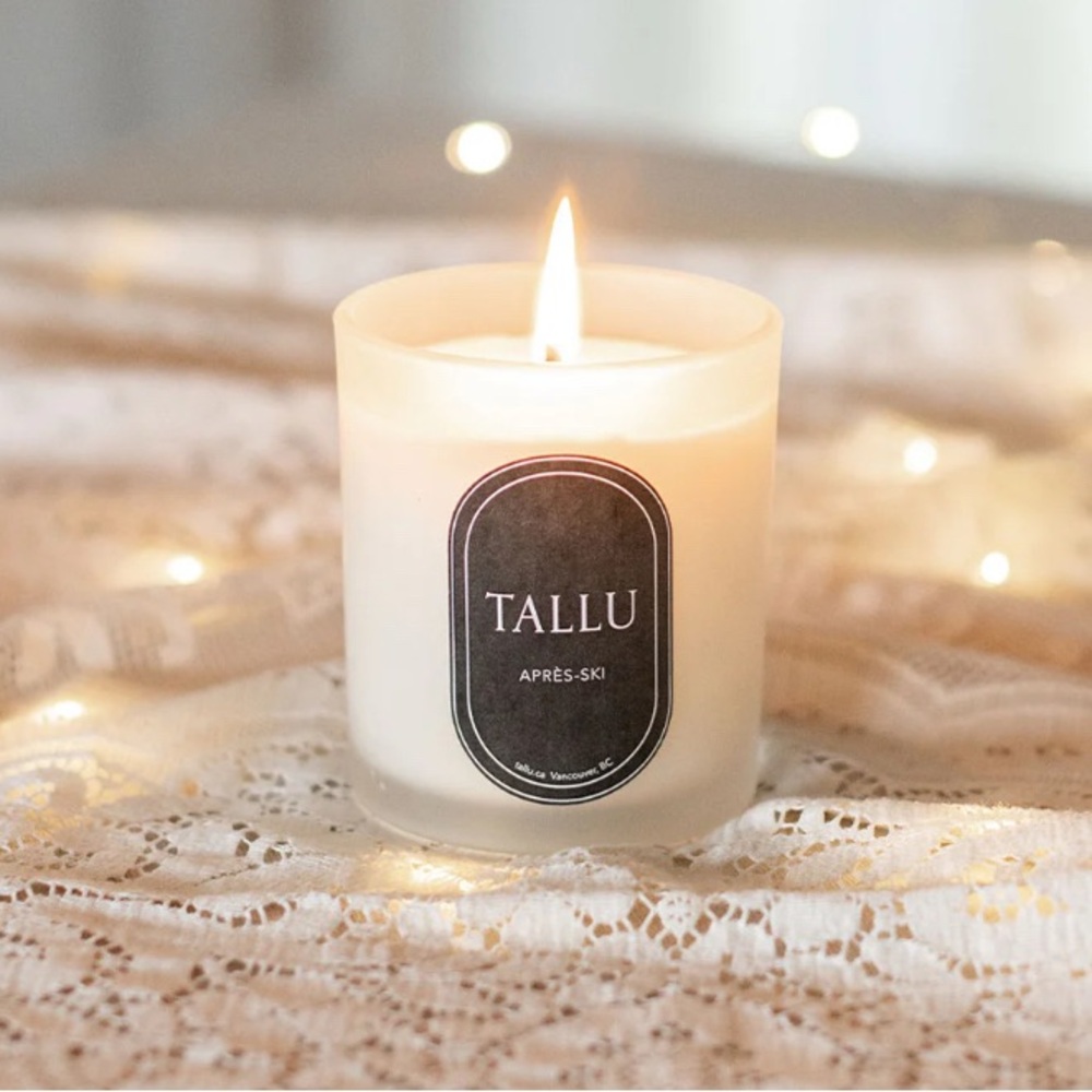 NEW Tallu Après Ski Scented Candle Organic Soy Wax Eucalyptus Pine The Jilly Box